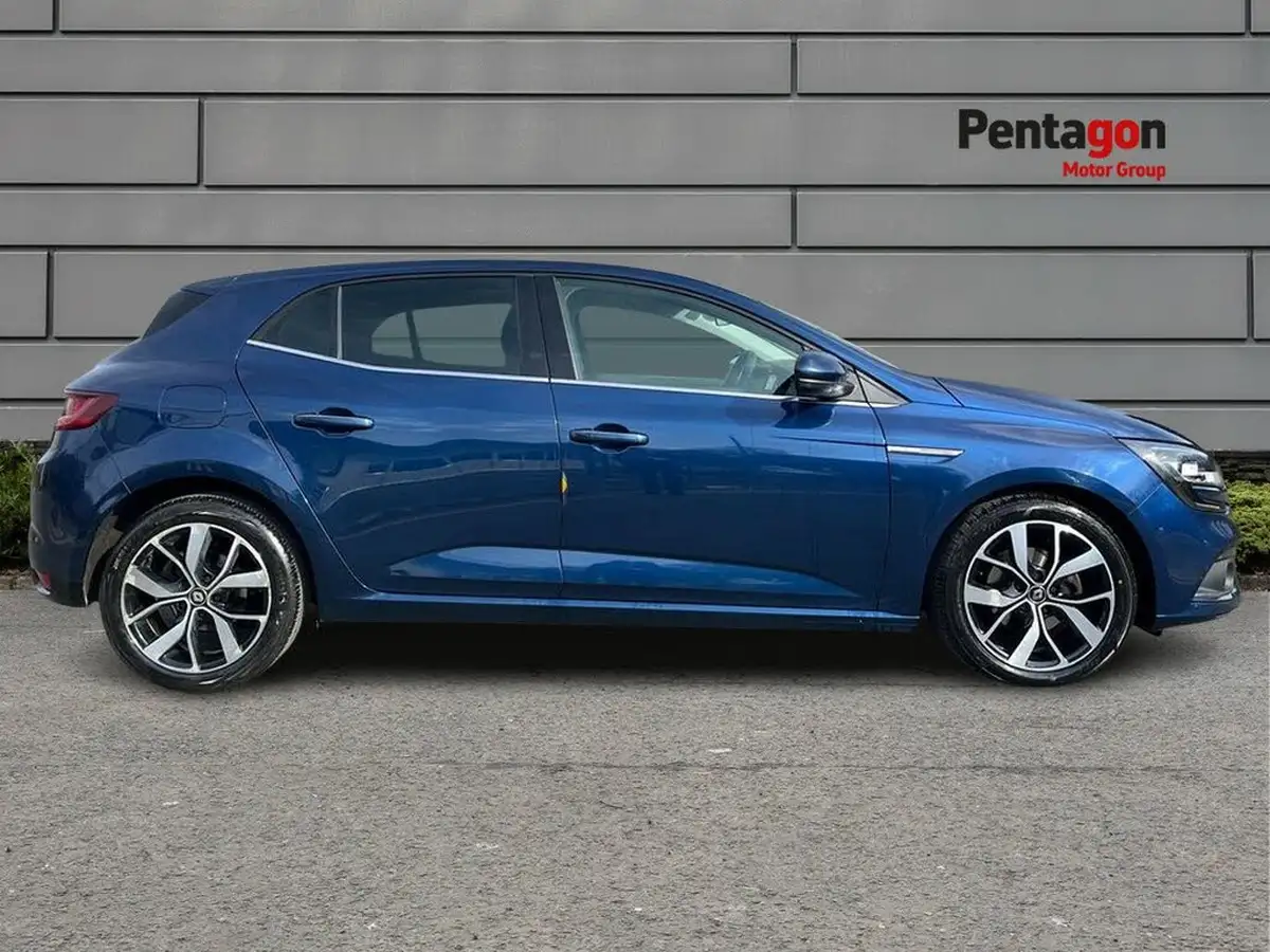 2020-renault-megane-13-tce-iconic-hatchback-big-11