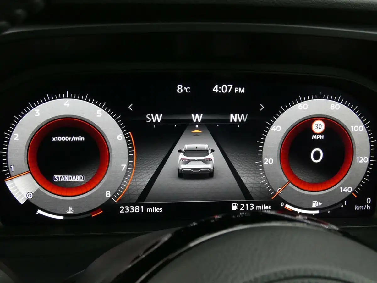 2021-nissan-qashqai-13-dig-t-tekna-140ps-big-22