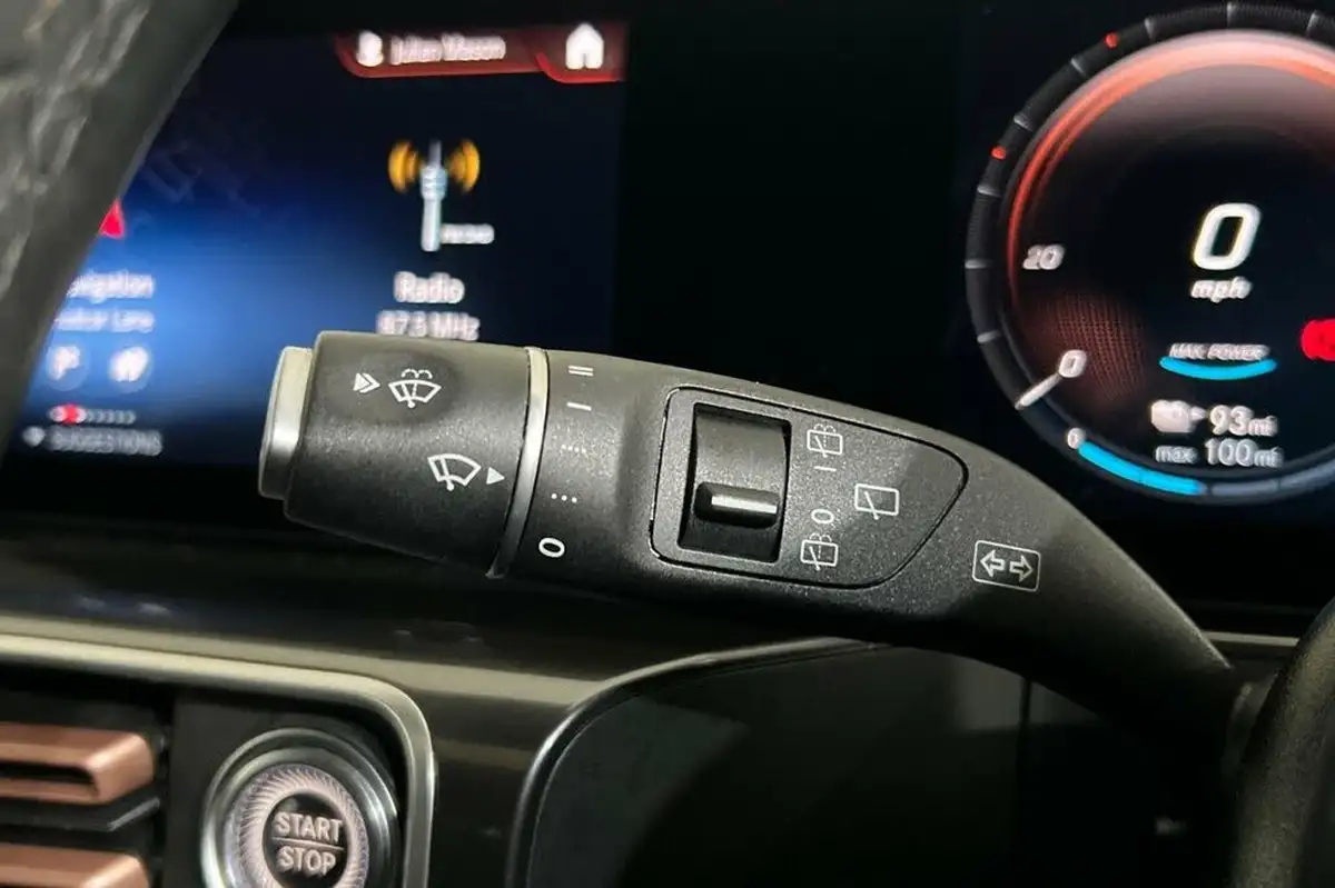 2022-mercedes-benz-eqc-e-eqc-400-amg-line-premium-big-23