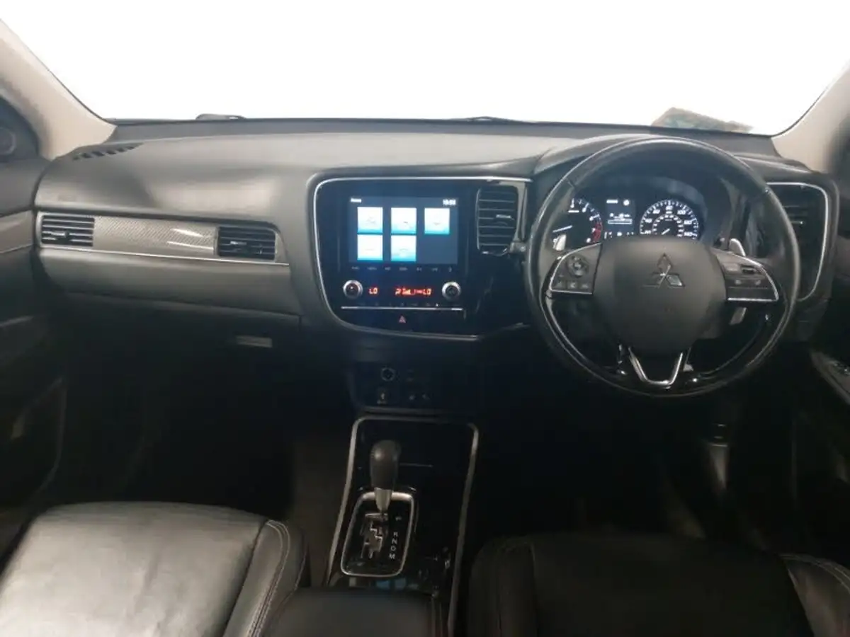 2020-mitsubishi-outlander-20-exceed-big-2