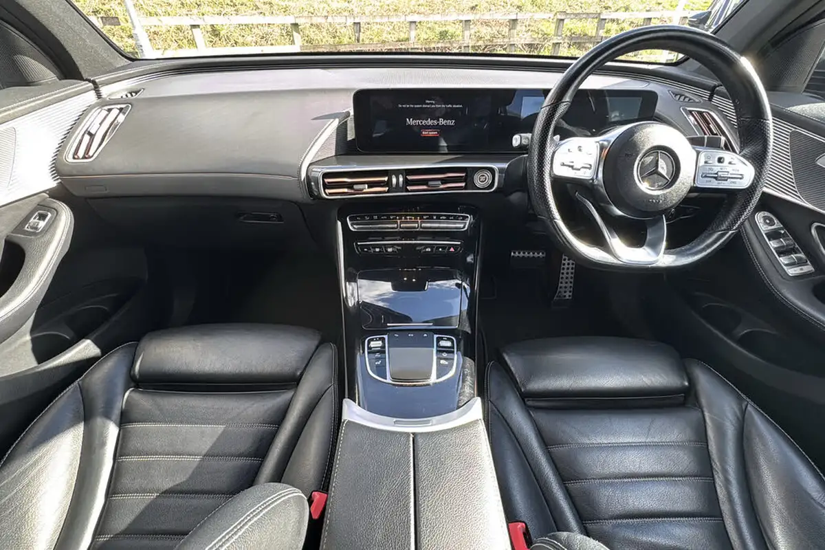 2022-mercedes-benz-eqc-e-eqc-400-amg-line-premium-big-8