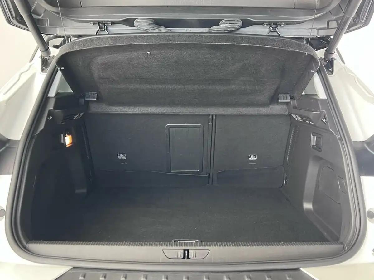 2020-vauxhall-grandland-x-16i-turbo-elite-nav-big-9