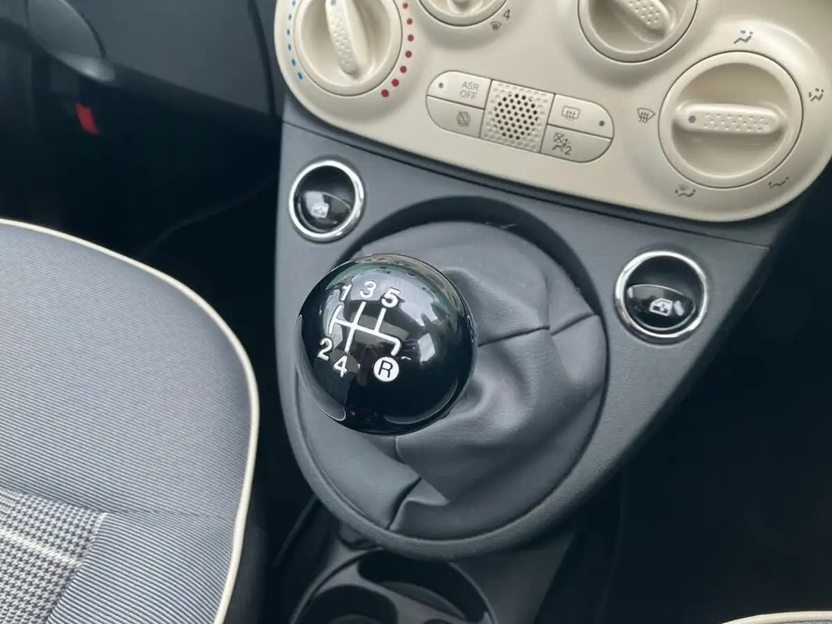 2019-fiat-500-12-lounge-ss-big-19