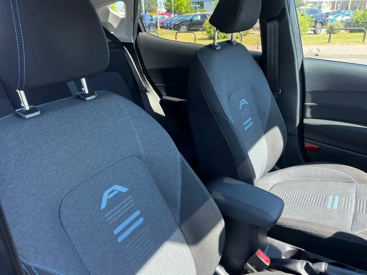 2022-ford-fiesta-10t-active-125ps-hybrid-mhev-powershift-big-11