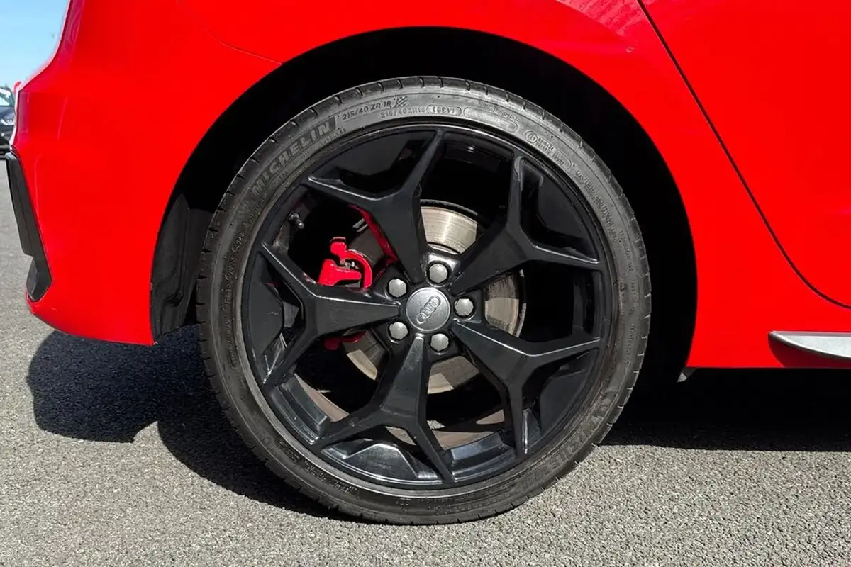 2019-audi-a1-20-40-tfsi-s-line-competition-ss-big-10