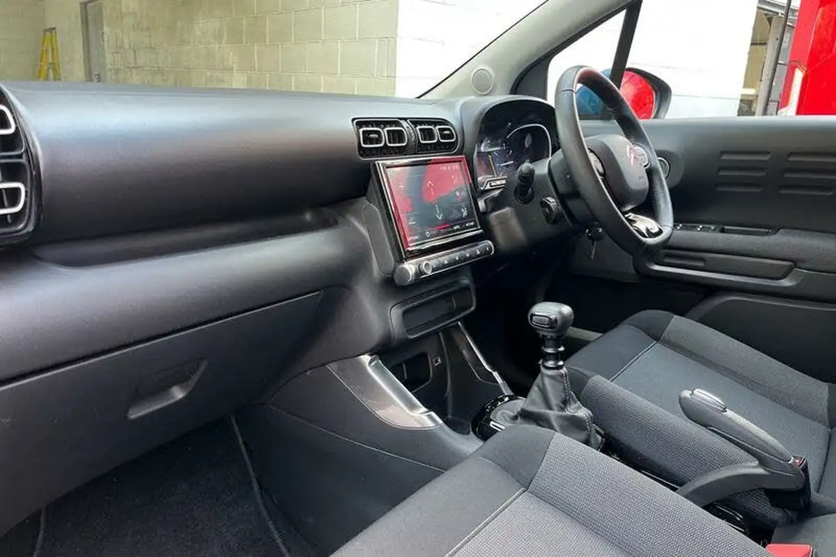 2021-citroen-c3-aircross-12-puretech-shine-110ps-big-17