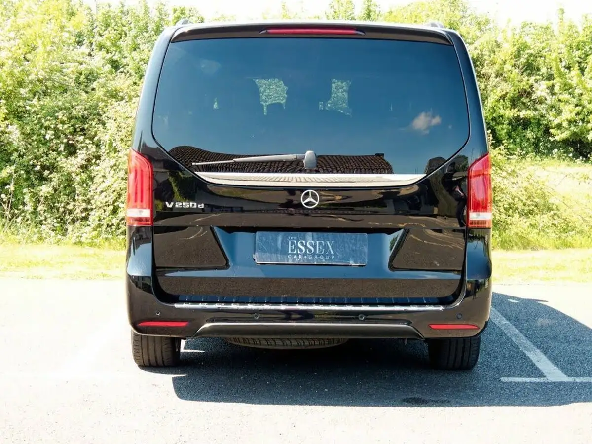 2019-mercedes-benz-v-class-21d-v250d-extra-long-amg-line-big-9