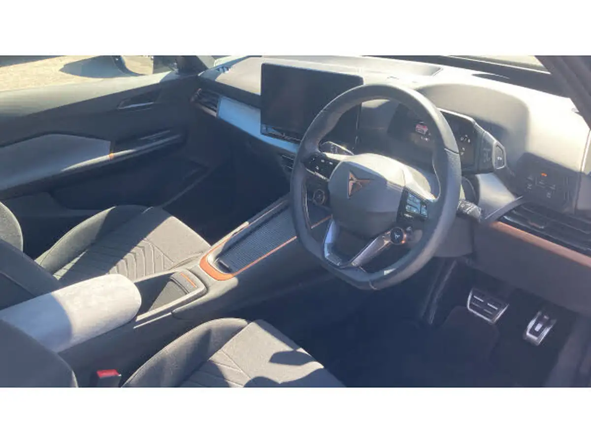 2024-cupra-born-e-v2-230ps-58kwh-e-boost-big-10