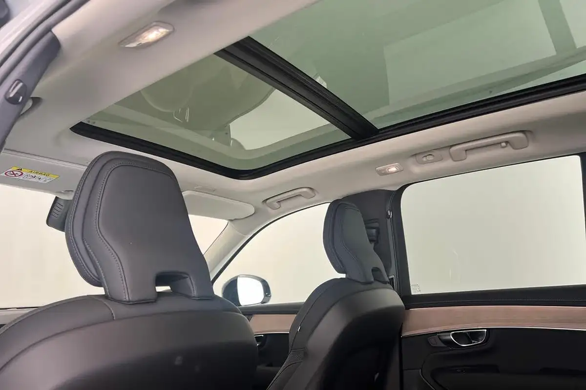 2025-volvo-xc90-20-b5-plus-big-27