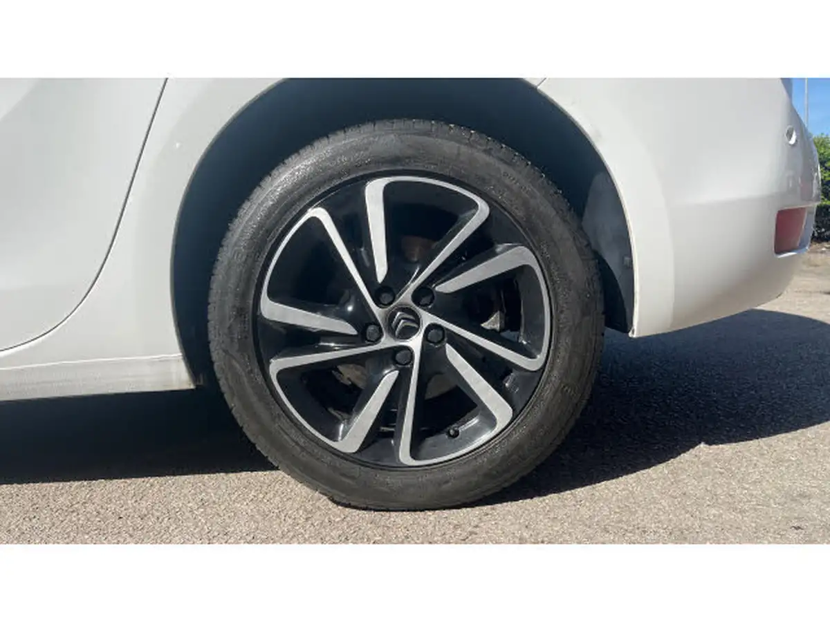 2022-citroen-grand-c4-spacetourer-12-puretech-shine-eat8-big-6