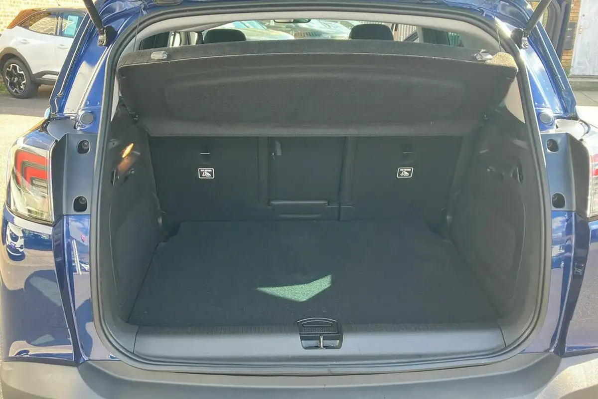 2023-vauxhall-crossland-12-ultimate-110ps-big-26