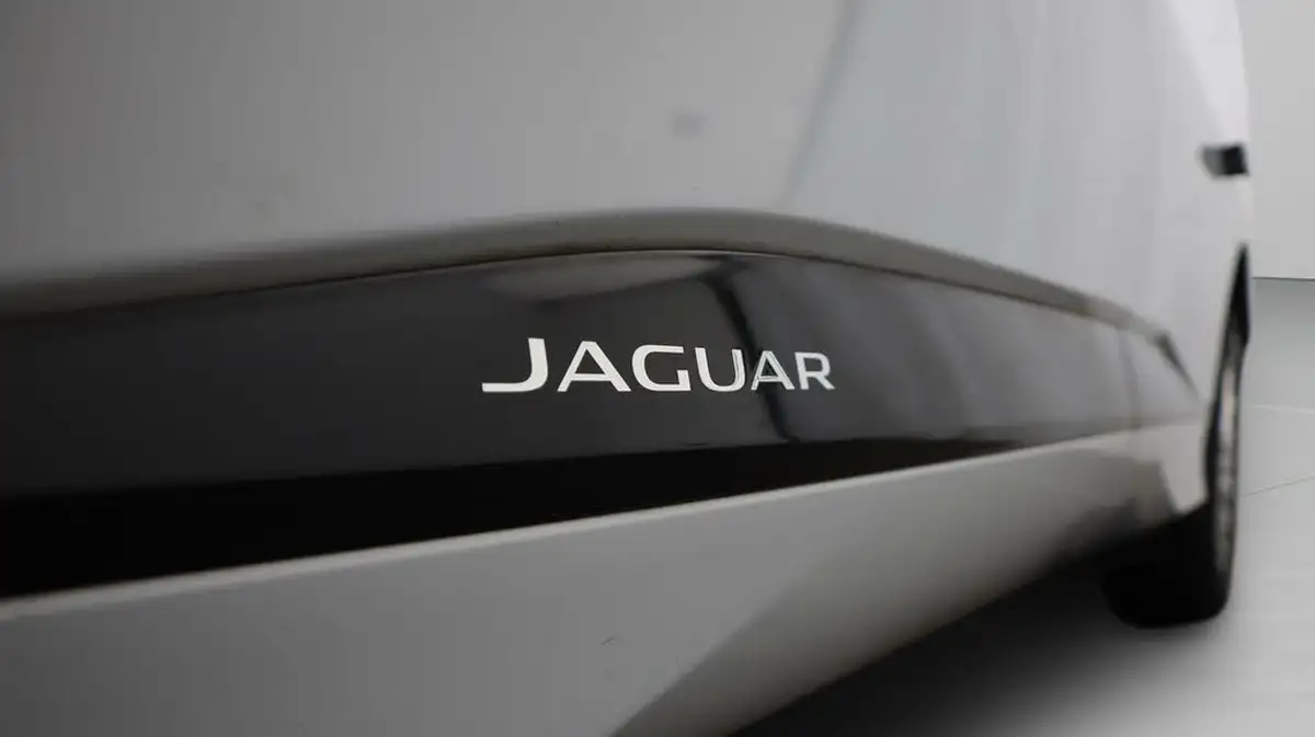 2020-jaguar-i-pace-ev400-s-big-21