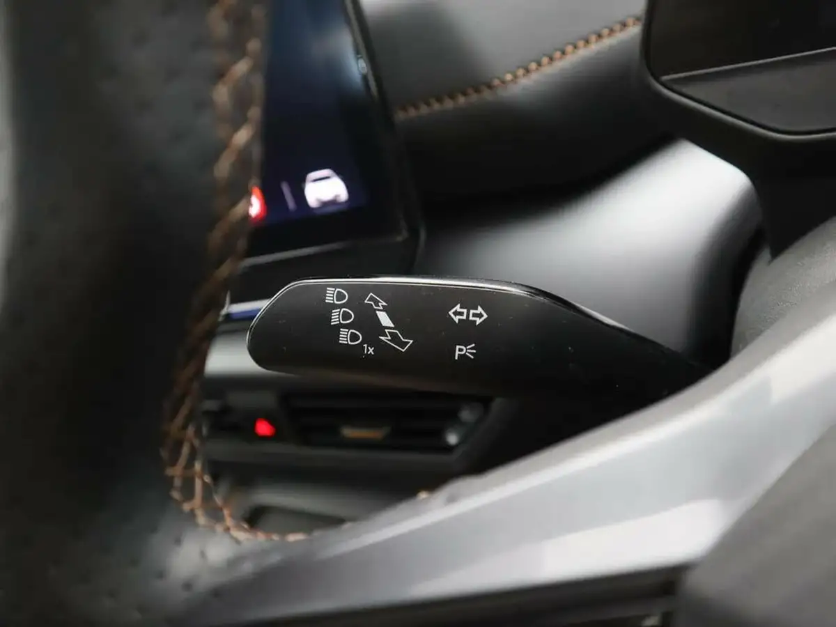 2024-cupra-born-e-v1-204ps-58kwh-big-37