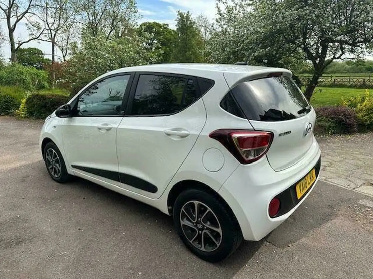2018-hyundai-i10-10-go-se-67ps-big-9