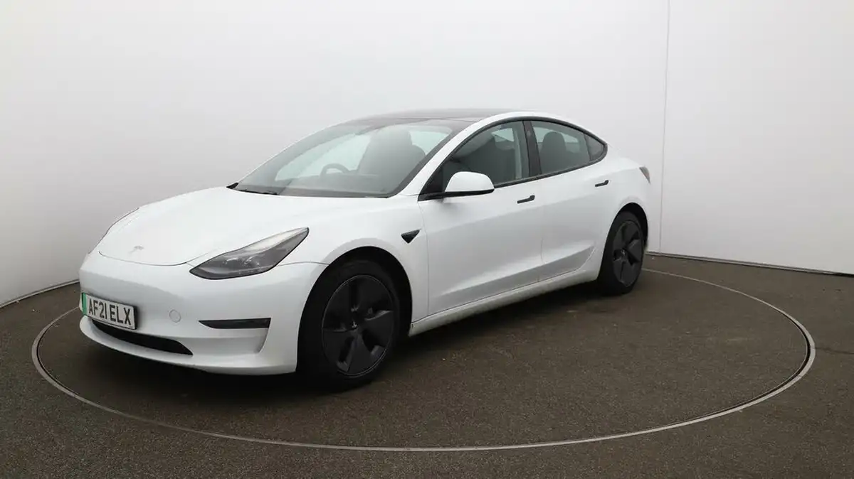 2021-tesla-model-3-e-long-range-4x4-big-3
