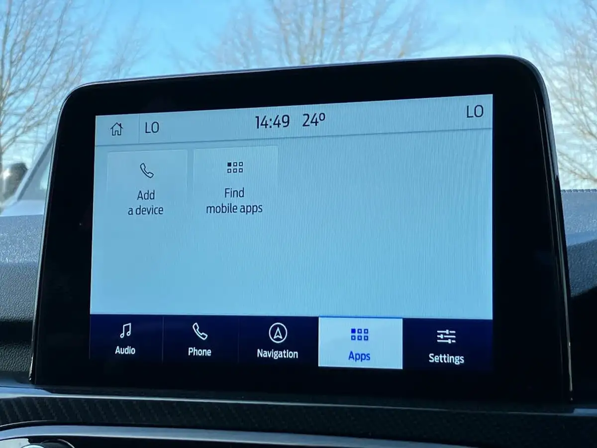 2022-ford-kuga-big-25