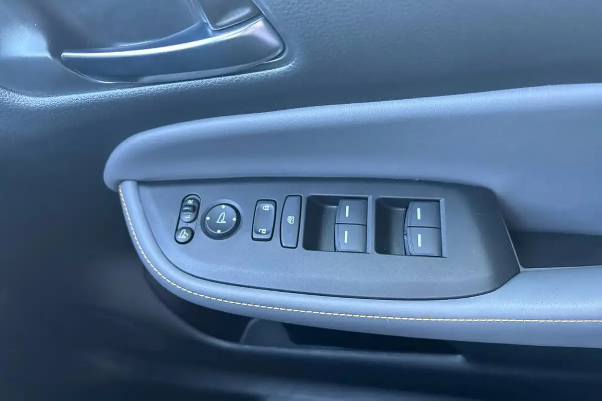 2024-honda-jazz-15-i-mmd-advance-sport-big-24