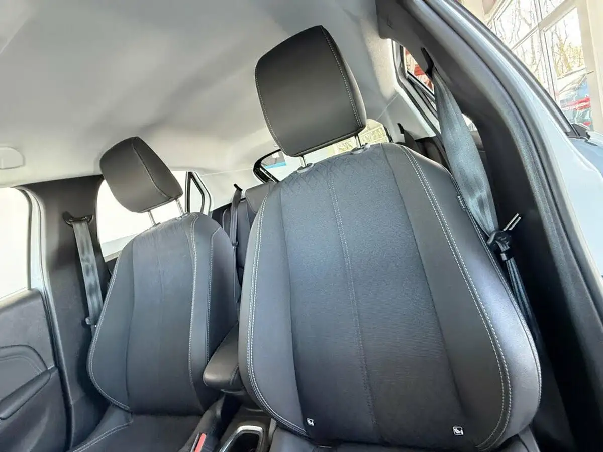 2022-vauxhall-corsa-e-elite-premium-big-11
