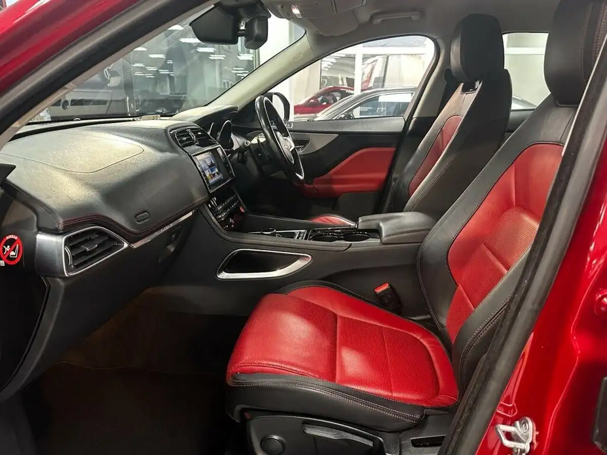 2016-jaguar-f-pace-20-i4d-r-sport-awd-auto-big-21
