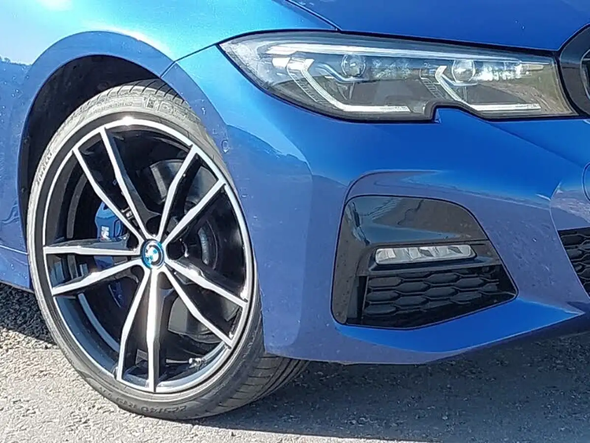 2022-bmw-3-series-20-330e-xdrive-m-sport-saloon-4d-big-8