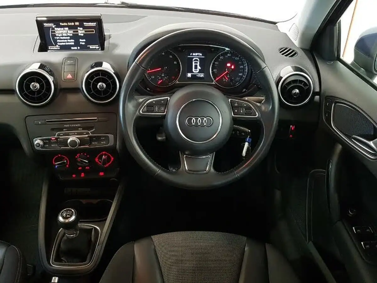 2016-audi-a1-14-tfsi-sportback-5d-big-6