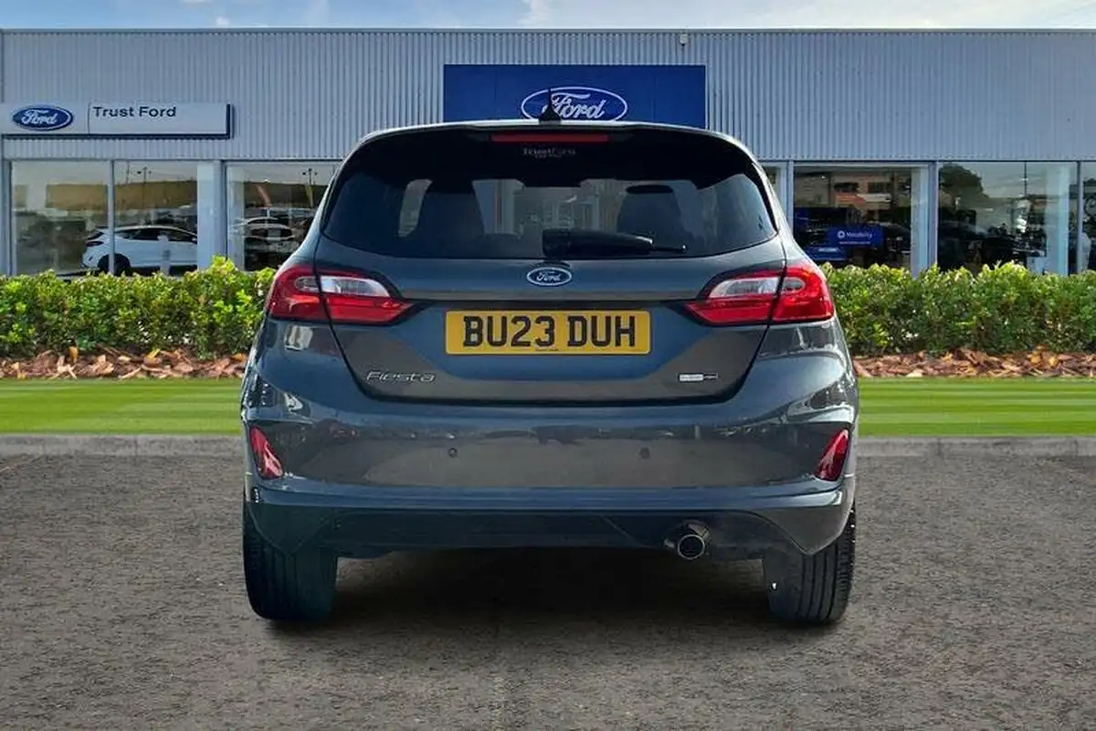 2022-ford-fiesta-10t-st-line-125ps-hybrid-mhev-3d-powershift-big-6