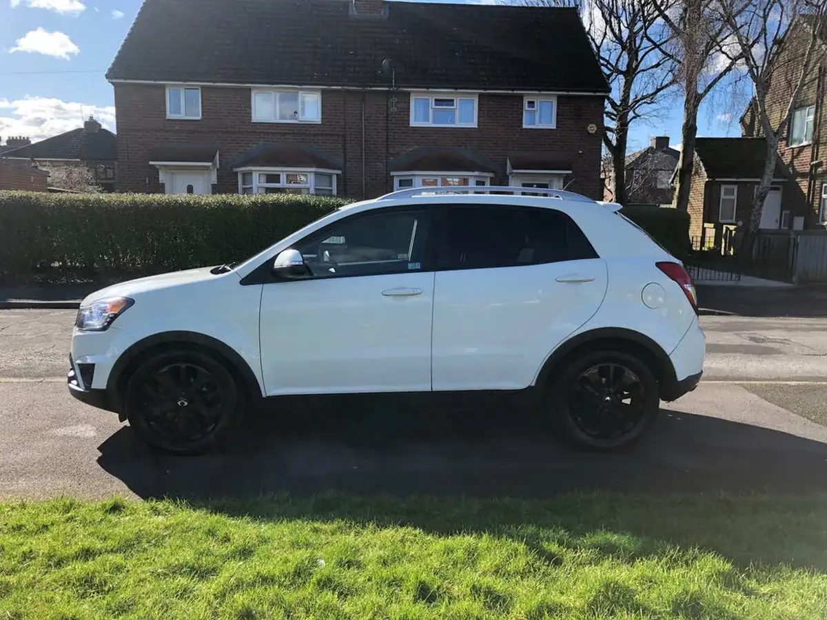 2015-kgm-ssangyong-korando-20td-le-149ps-big-4