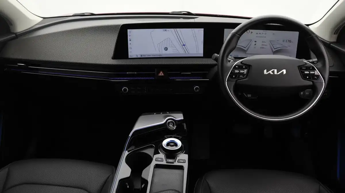 2022-kia-ev6-e-air-big-12