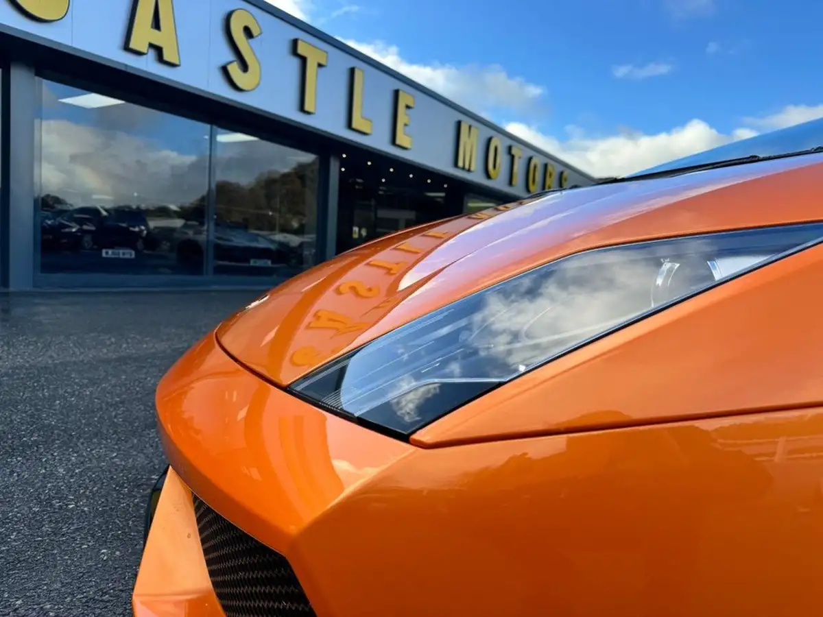 2012-lamborghini-gallardo-big-25