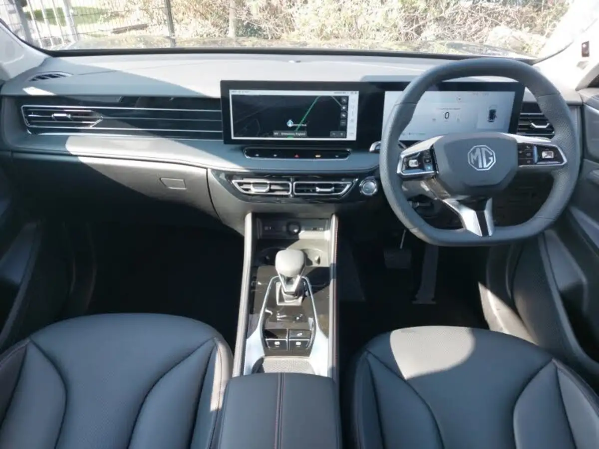 2024-mg-hs-15t-gdi-trophy-273ps-plug-in-hybrid-1496cc-auto-big-2