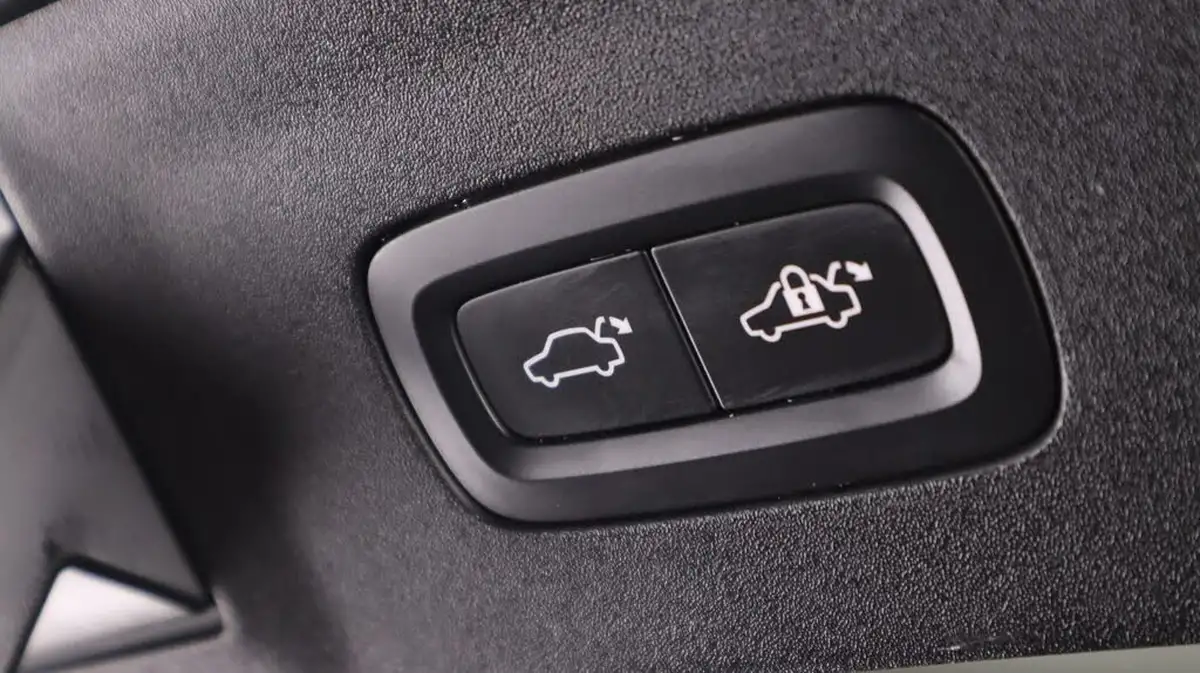 2022-polestar-polestar-2-e-ps2-300kw-longe-dual-plus-pilot-hatchback-big-22