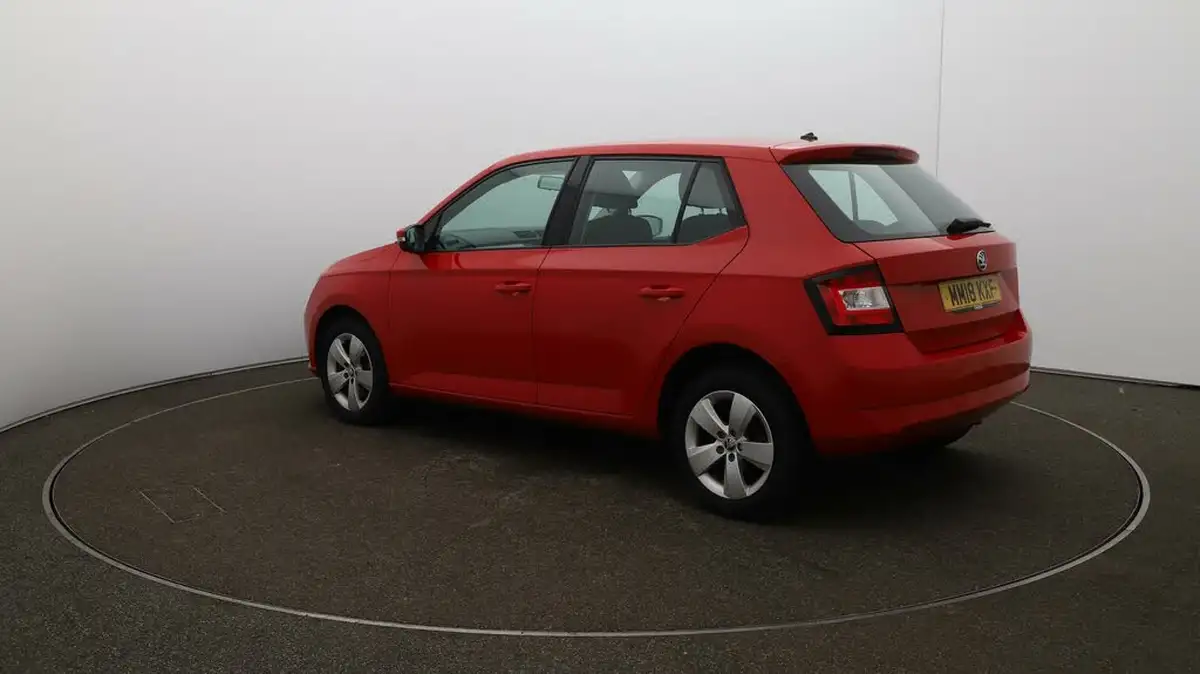 2018-skoda-fabia-10-tsi-se-109ps-ss-hatchback-dsg-big-5