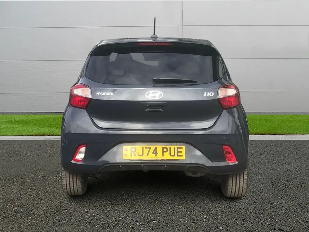 2025-hyundai-i10-12-premium-79ps-big-5