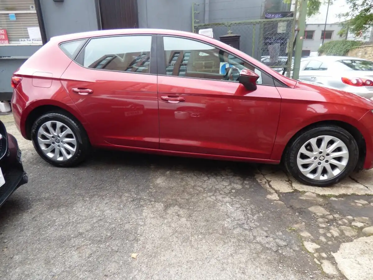 2013-seat-leon-20tdi-se-tech-pack-cr-hatchback-5d-big-10