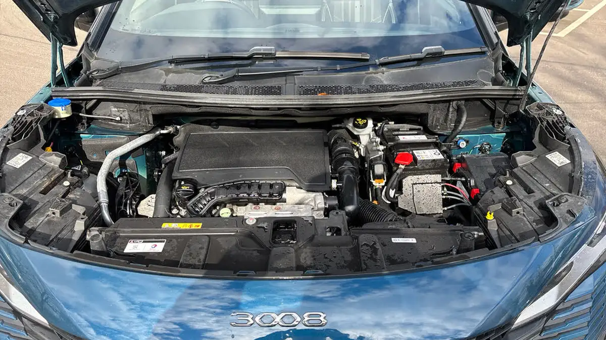 2021-peugeot-3008-suv-12-puretech-gt-premium-big-15