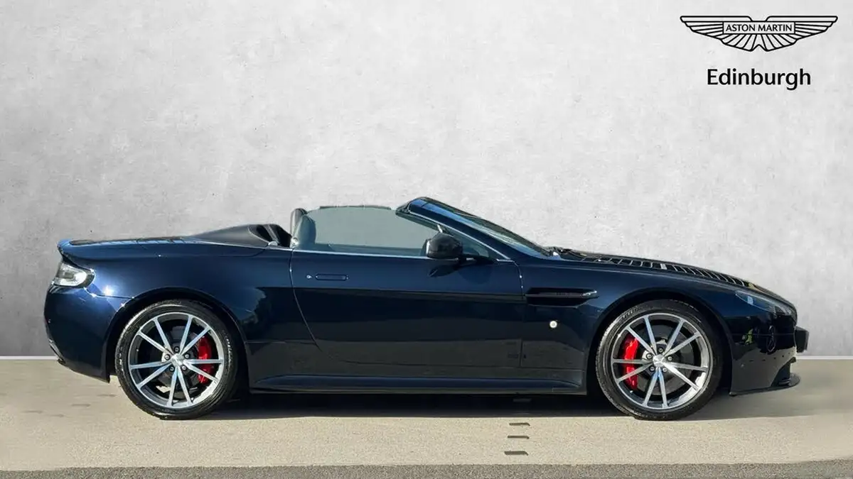 2013-aston-martin-vantage-47-s-roadster-convertible-big-12