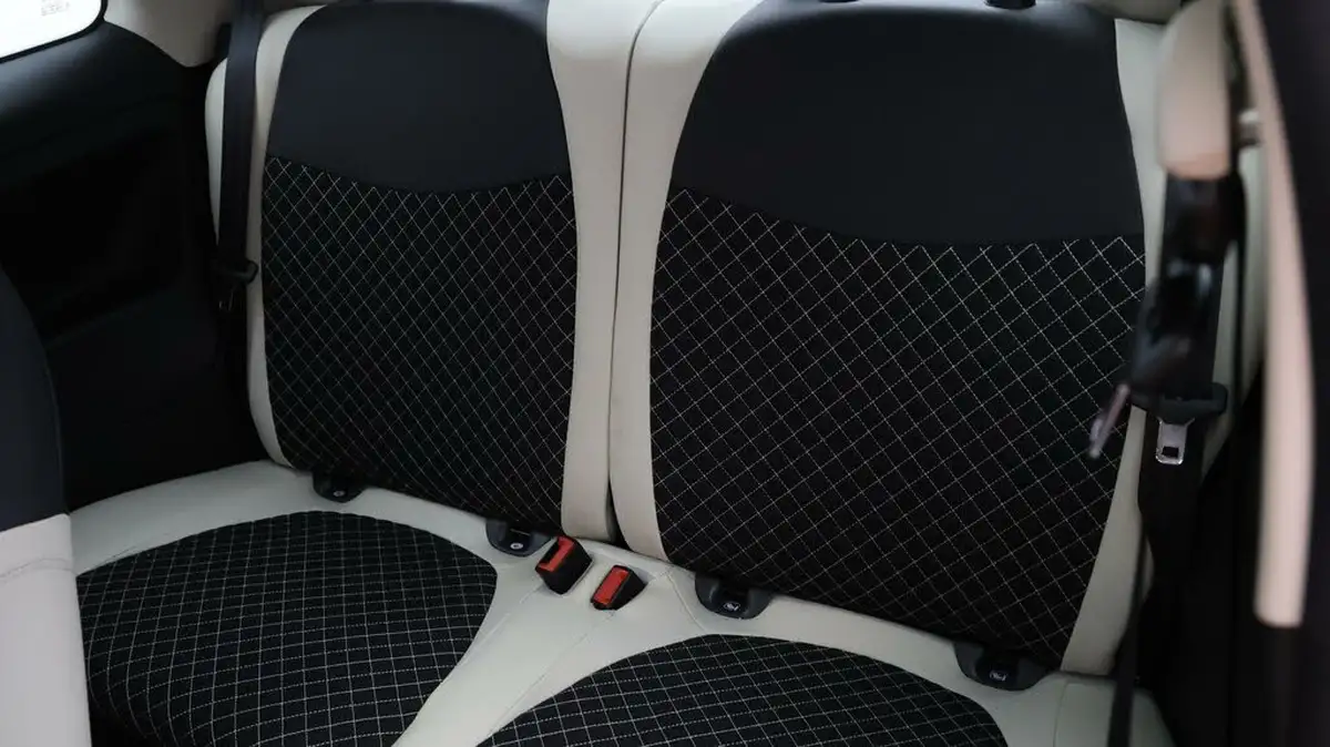 2022-fiat-500c-10-dolcevita-plus-big-15
