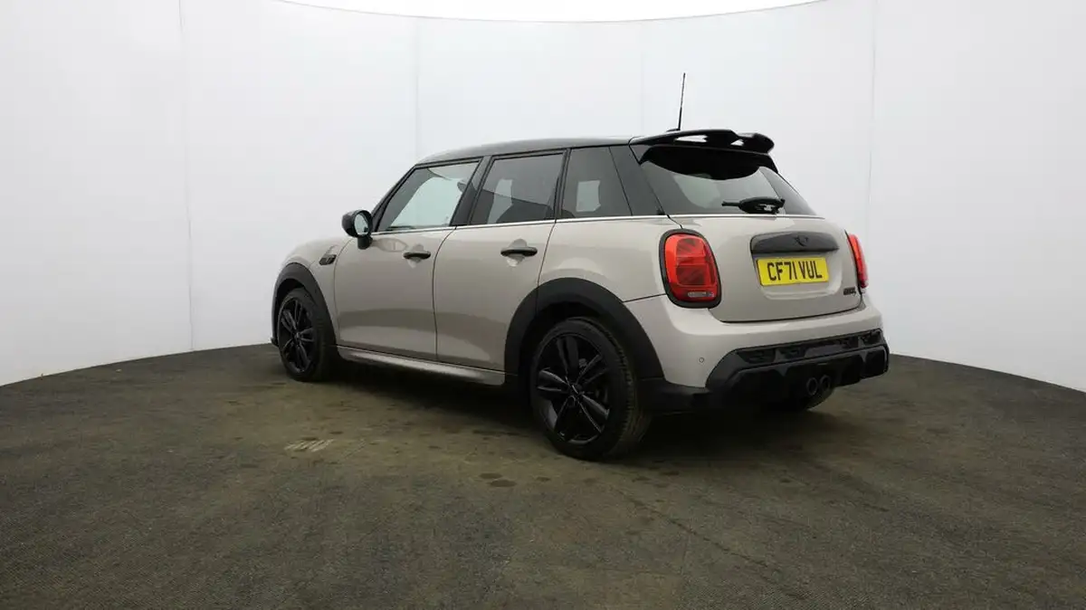 2022-mini-cooper-20-cooper-s-sport-hatchback-5d-auto-big-46