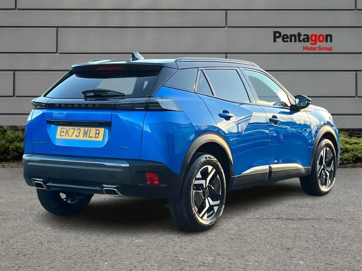 2023-peugeot-2008-suv-big-3