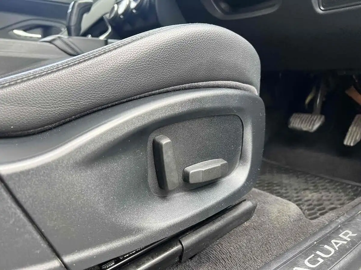 2018-jaguar-e-pace-20-i4-s-ss-big-22