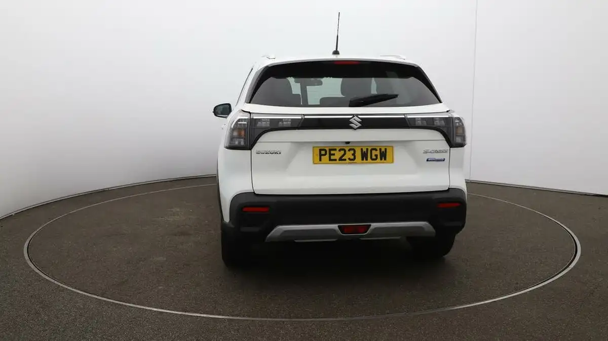 2023-suzuki-s-cross-14-boosterjet-motion-big-50