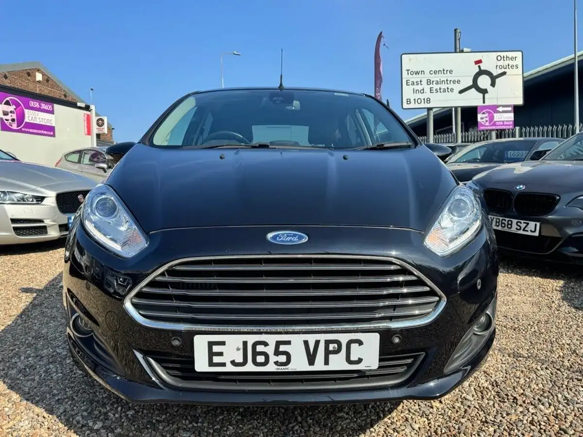2015-ford-fiesta-15tdci-titanium-x-5d-big-2