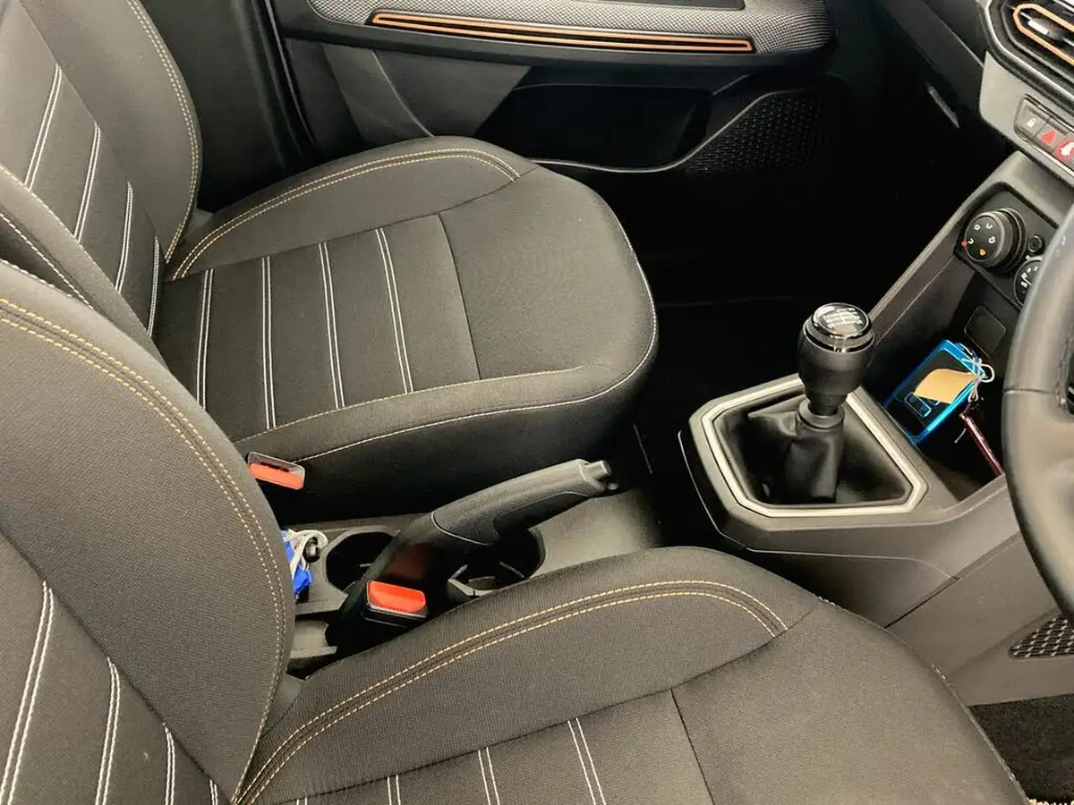 2023-dacia-sandero-stepway-10-tce-expression-100bhp-bi-fuel-big-22