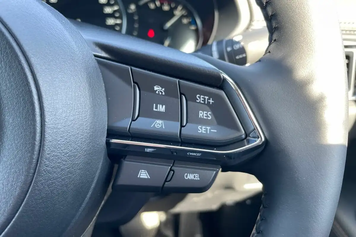 2025-mazda-cx-5-20-exclusive-line-auto-big-24