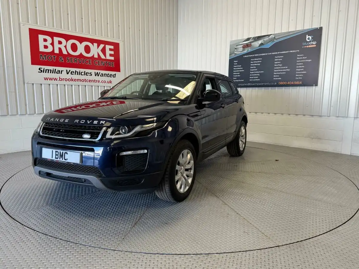 2016-land-rover-range-rover-evoque-20td4-se-tech-ss-hatchback-5d-big-2