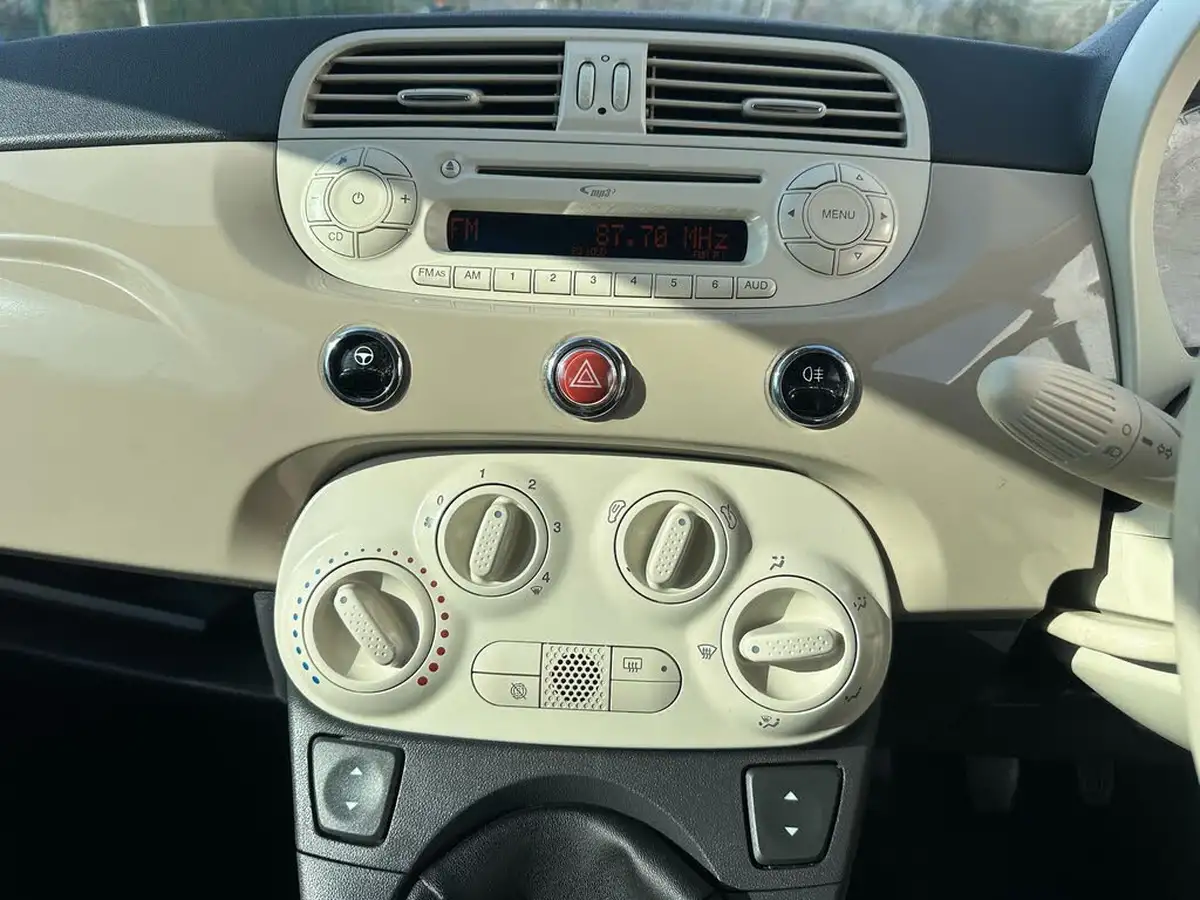 2014-fiat-500-12-pop-ss-big-13