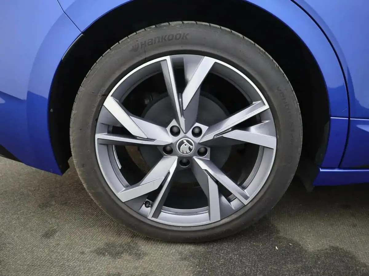2024-skoda-enyaq-e-85x-sportline-plus-coupe-big-5