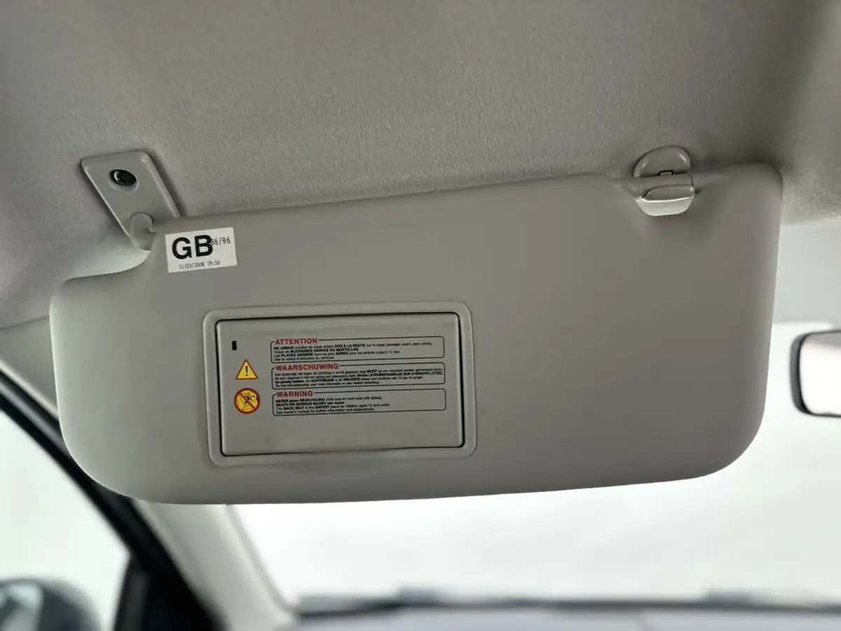 2008-nissan-qashqai-16-visia-big-34