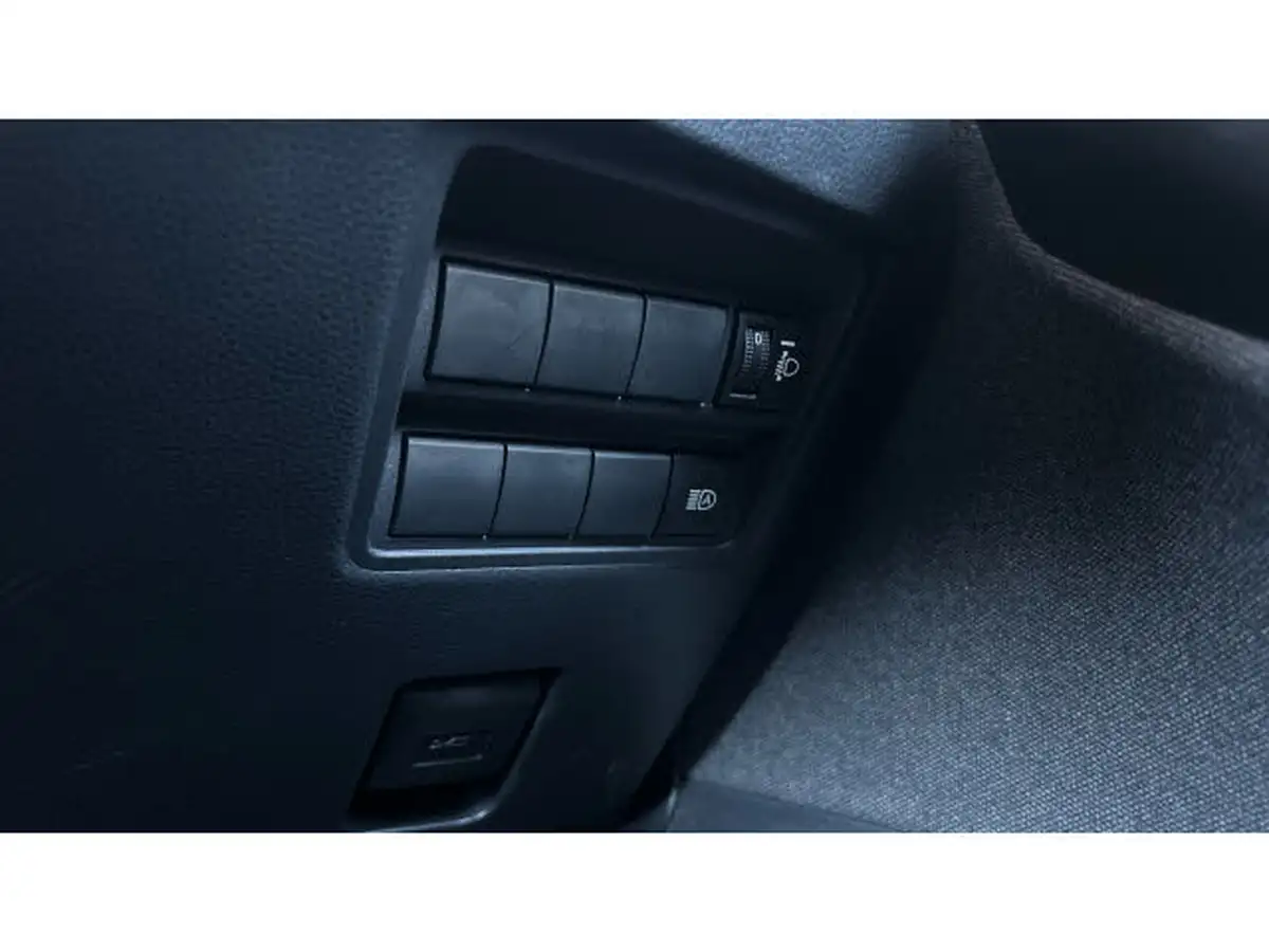 2022-toyota-yaris-15-vvt-i-dynamic-big-34