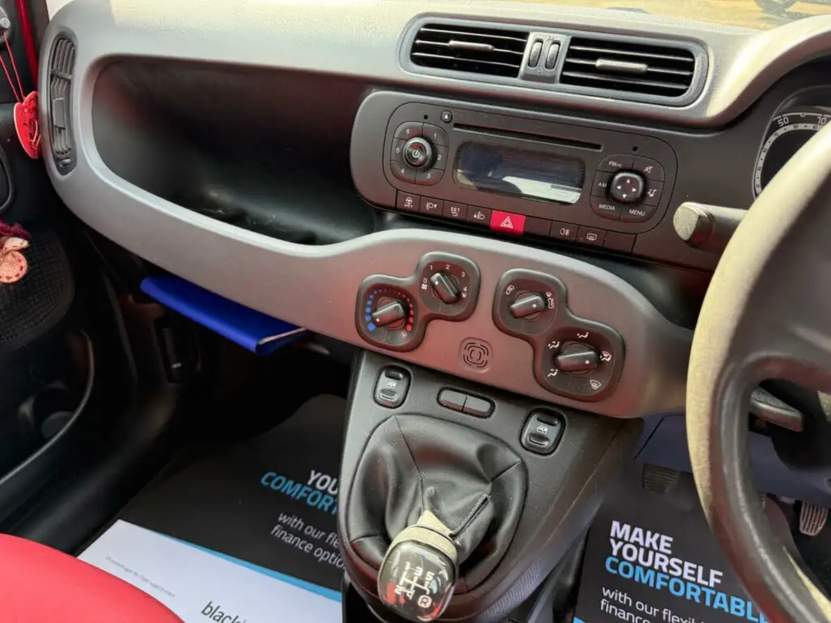 2015-fiat-panda-12-pop-big-16